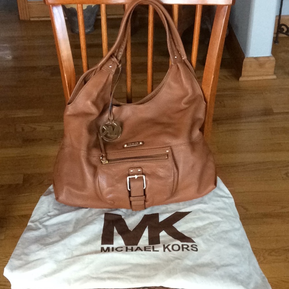 Michael Kors Leather purse
